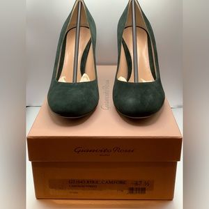 New Gianvito Rossi Forrest Green Suede Pump 85mm, Size 37.5